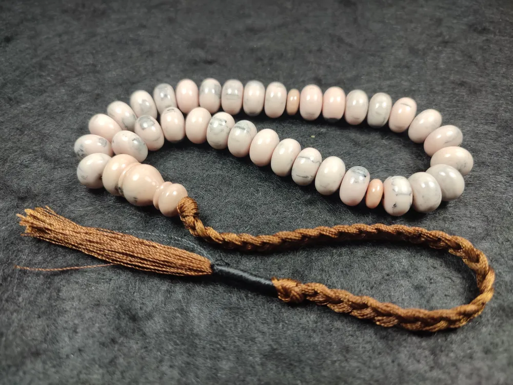 Ebu Zeyn Usta Eseri̇ Şamdan Altı Objeden Katali̇n