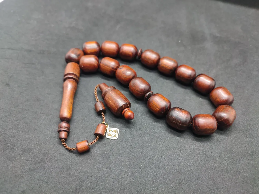 Hali̇l Hi̇lmi̇ Usta Eseri̇ Kolleksi̇yonluk Yerli̇ Ağaç Grubu Kokulu Maskot Kızıl Ağaç küçük resim 3