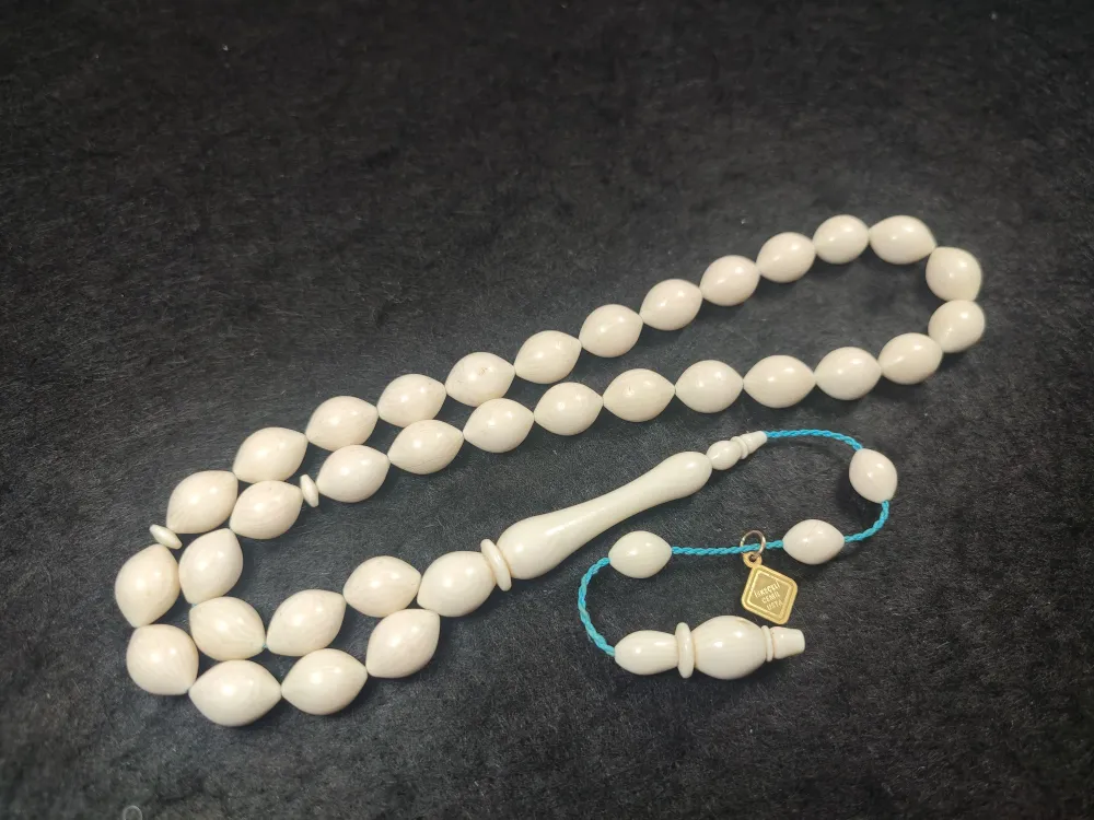 26 Gr. İskeçeli̇ Cemi̇l Usta Eseri̇ İri̇ Boy Hi̇popotam Di̇şi̇