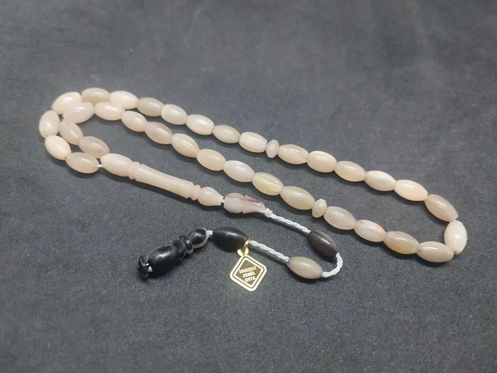 İskeçeli̇ Cemi̇l Usta Eseri̇ İnci̇ Beyazı El Boy Naturel Koç Boynuzu