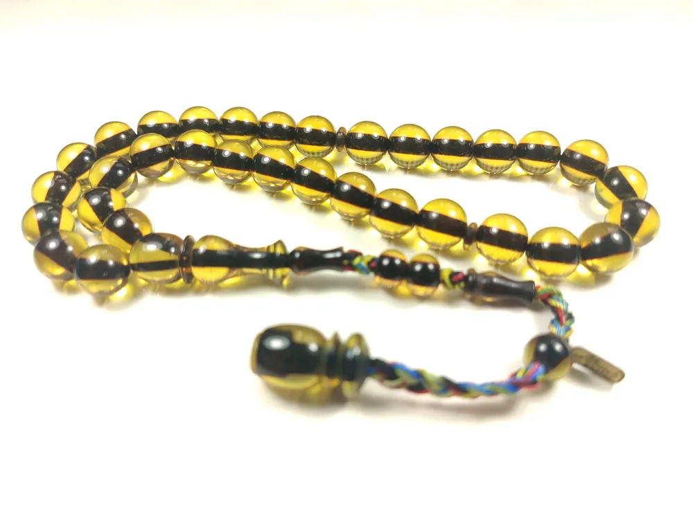 Ahmet Emi̇n Usta Eseri̇ Eski̇ Usul Kat Kat İpe Di̇zi̇lmi̇ş Kuru Torna Sıkma Kehri̇bar küçük resim 3