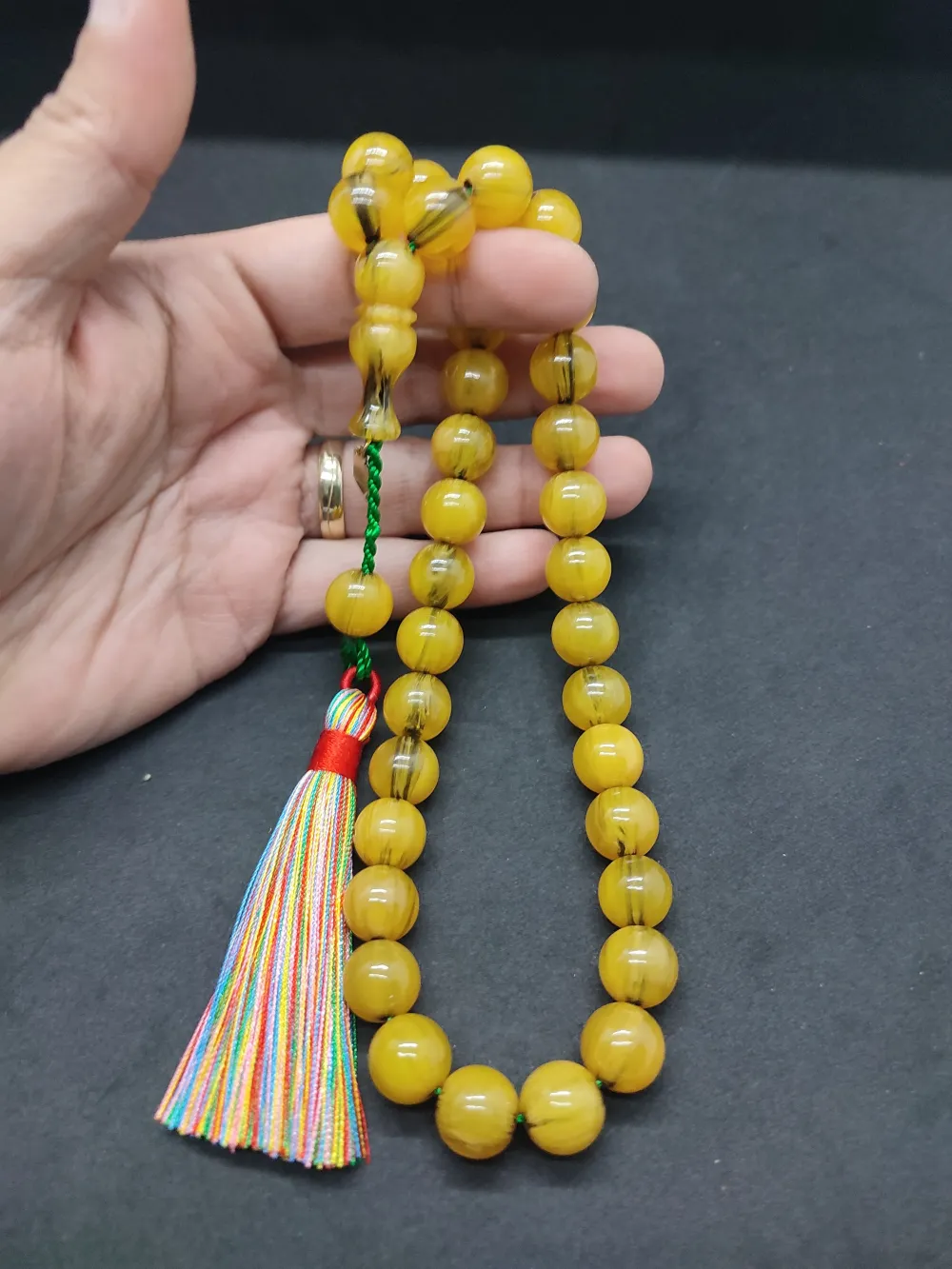 Ebu Zeyn Usta Eseri̇ İmzalı İri̇ Boy 12 Kat İpe Di̇zi̇li̇ Eski̇ Usul Sıkma Kehri̇bar küçük resim 4