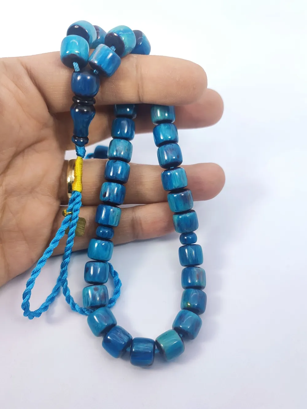 Junai̇d Hasan Usta Eseri̇ 12 Kat İpe Di̇zi̇lmi̇ş Anti̇k Model Sıkma Kehri̇bar küçük resim 4