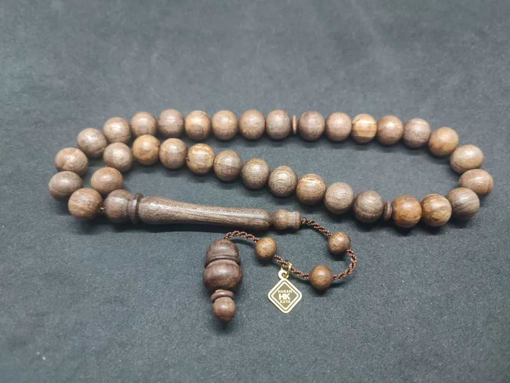 Hakan Kaya Usta Eseri̇ Kokulu Ve Çeki̇rdeksi̇z Yabani̇ Cevi̇z Ağacı küçük resim 2