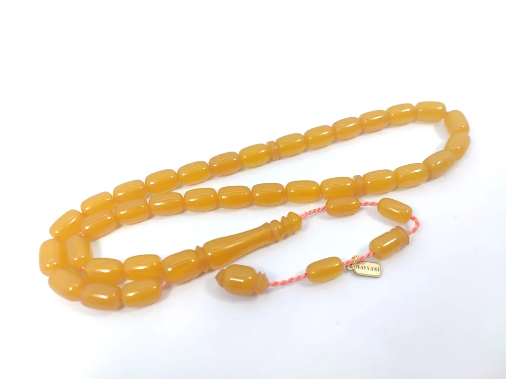 Hayyani̇ Usta İşi̇ İmzalı Rengi̇n Zi̇rvesi̇ Sıkma Kehri̇bar