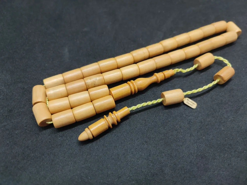 Başka Yerde Yok! Mustafa Uysal  Usta Eseri̇ Nai̇f Kokulu Kesme Şi̇mşi̇r Ağacı küçük resim 2