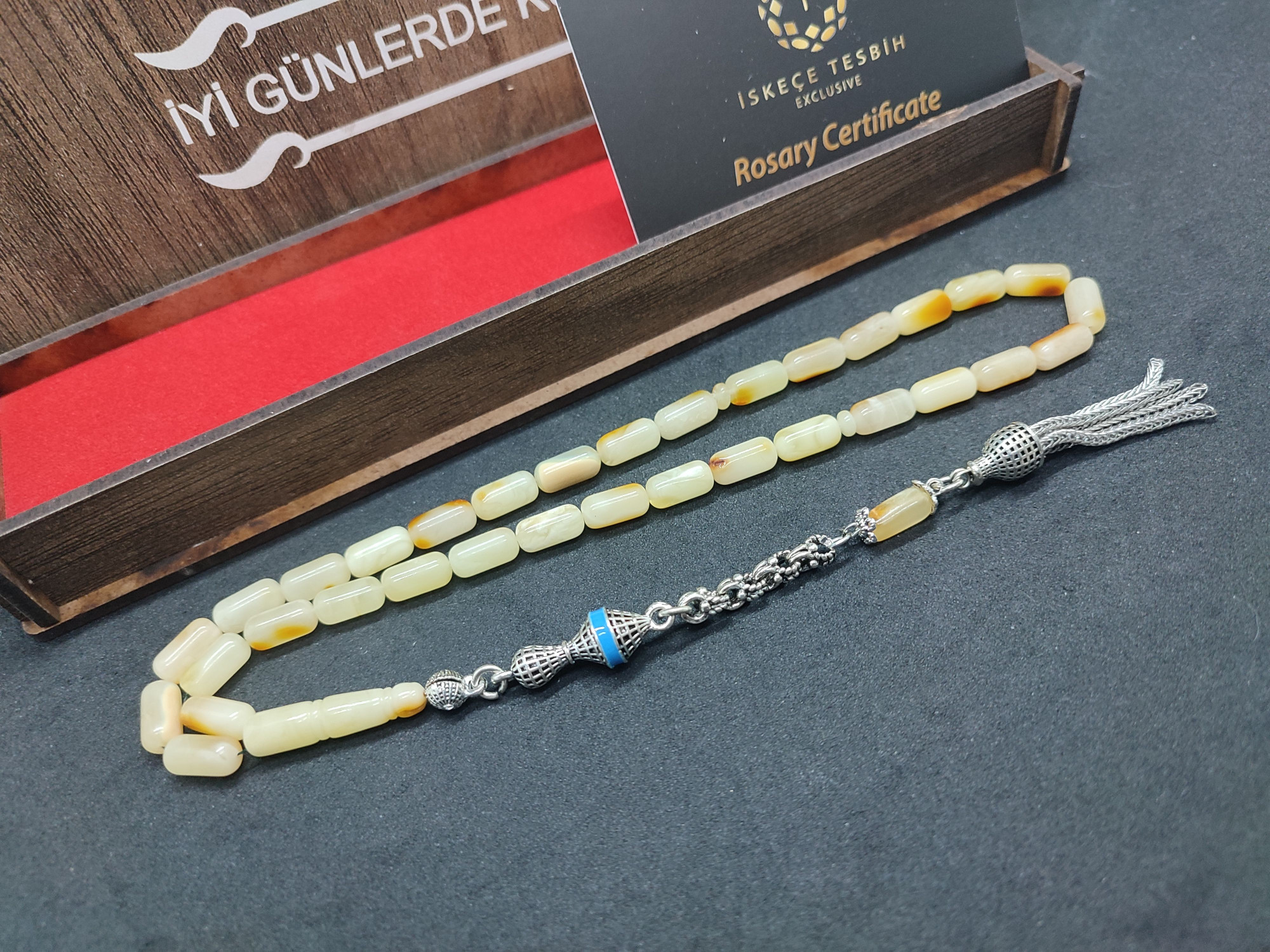 Ahşap Kutulu 475 Ayar Gümüş Püsküllü Kalingrad Kaya Damla 10.80 Gr. Sertifikalı 9462