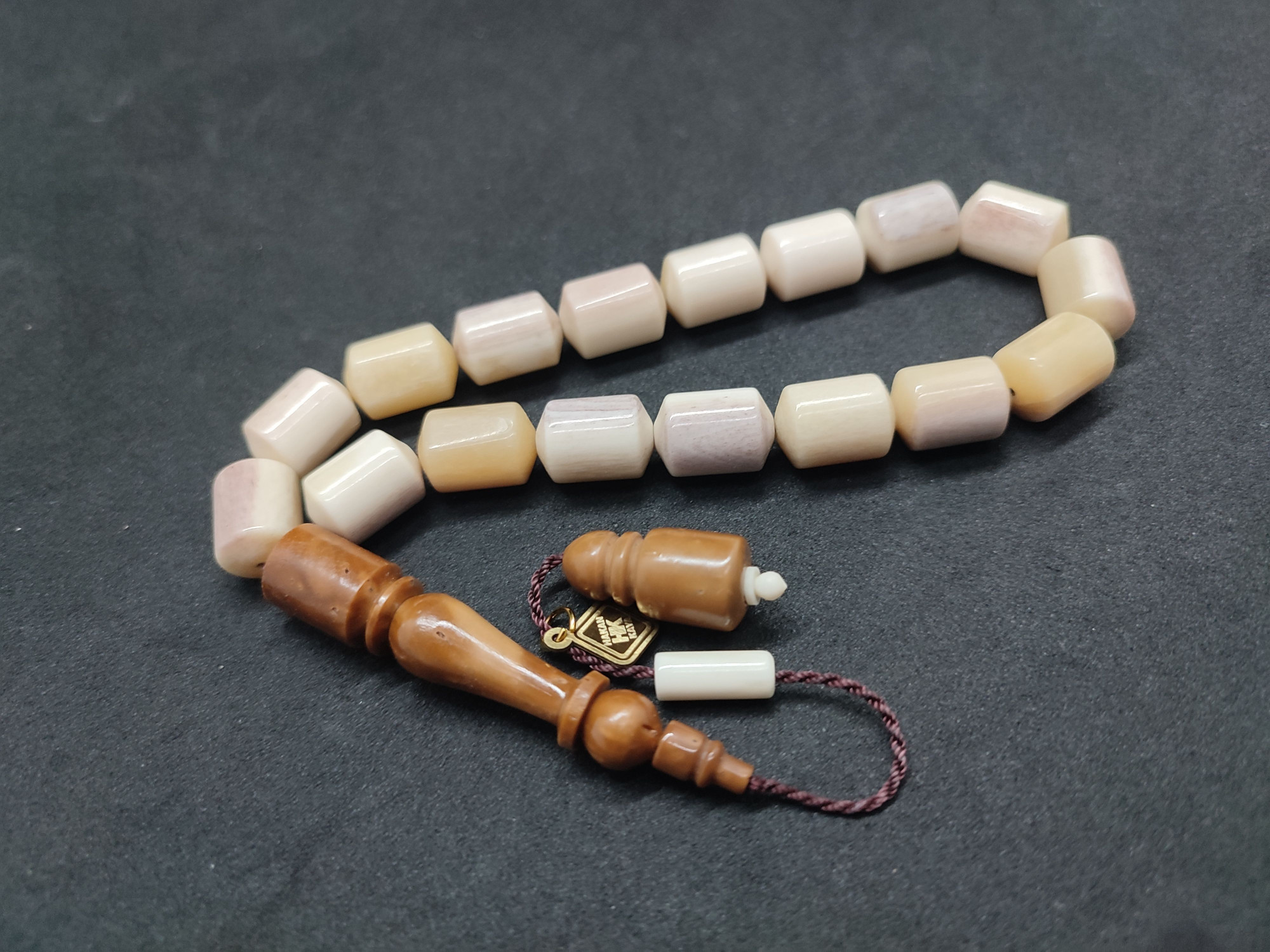 Hakan Kaya Usta Eseri Yoğun Özlü Kuka Kombinli Maskot Balina Kemiği Sertifikalı 9561 küçük resim 2