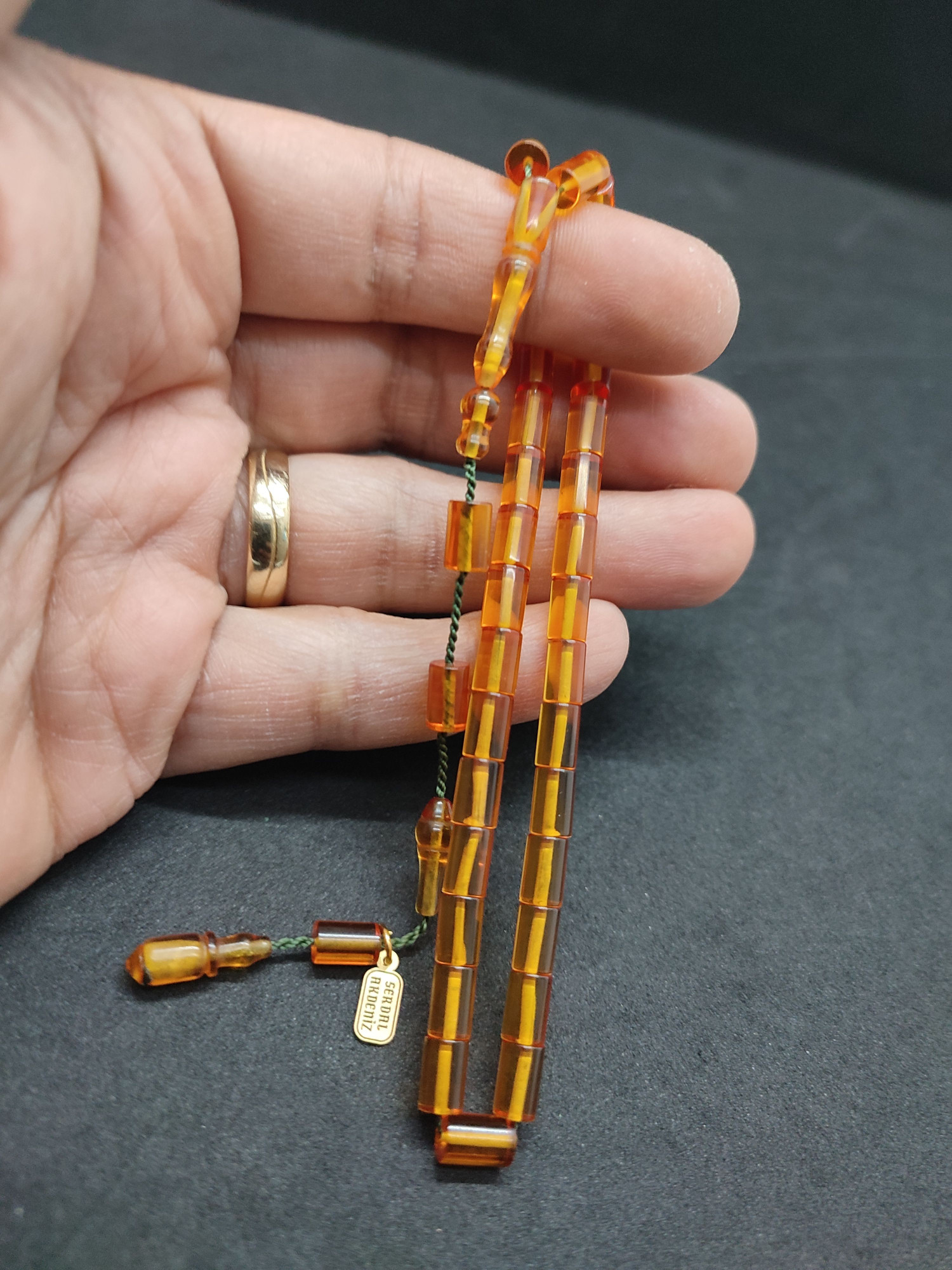 Serdal Akdeniz Usta Eseri Bilek Boy (Küçük Boy) Ok Gibi Bir Ateş-i Kehribar Sertifikalı 9570