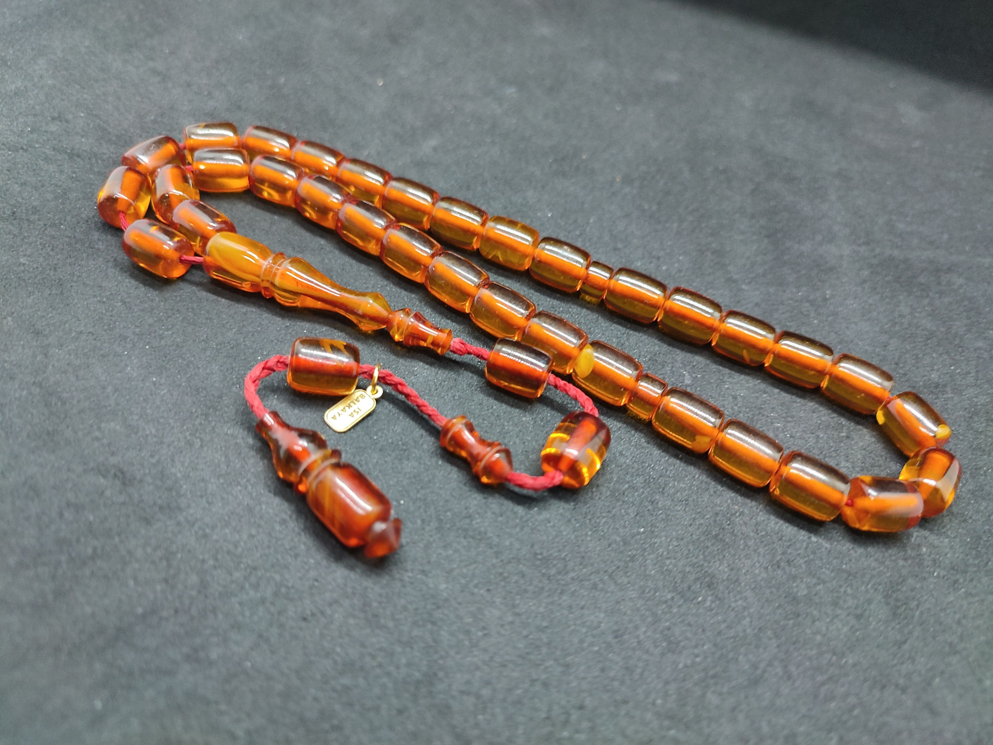 İsa Balkaya Usta Eseri̇ Eski̇ Usul Kat Kat İpe Di̇zi̇li̇ Eski̇ Objeden Sıkma Kehri̇bar Sertifikalı 9656 küçük resim 3