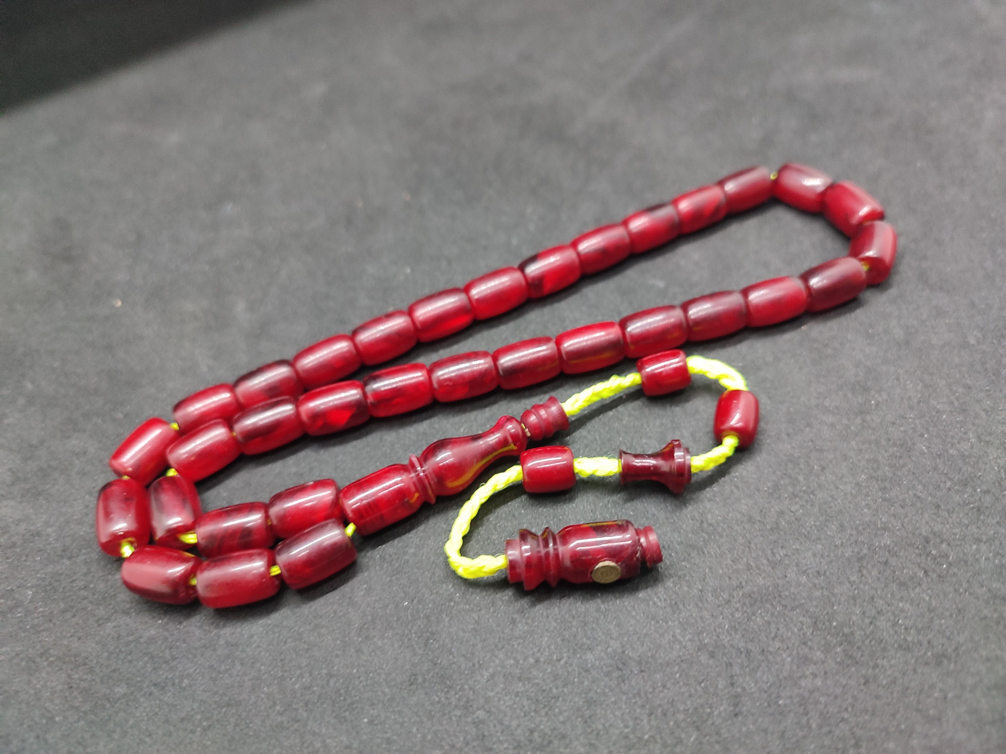 İsa Balkaya Usta Eseri̇ Eski̇ Usul Kat Kat İpe Di̇zi̇li̇ Eski̇ Objeden Sıkma Kehri̇bar Sertifikalı 9659