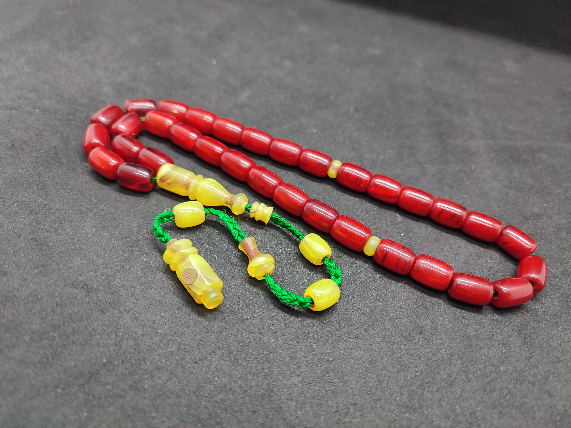 İsa Balkaya Usta Eseri̇ Eski̇ Usul Kat Kat İpe Di̇zi̇li̇ Eski̇ Objeden Sıkma Kehri̇bar Sertifikalı 9660 küçük resim 3