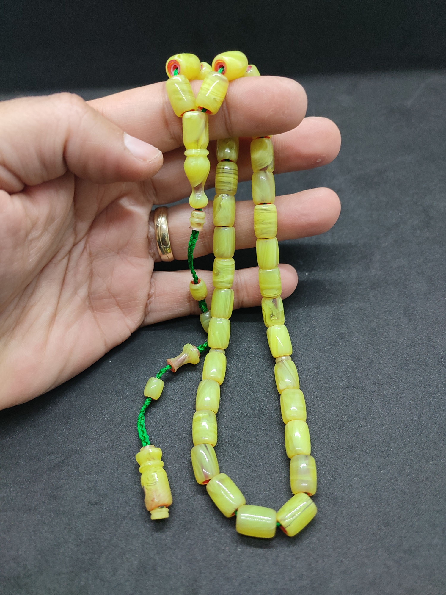 İsa Balkaya Usta Eseri̇ Eski̇ Usul Kat Kat İpe Di̇zi̇li̇ Eski̇ Objeden Sıkma Kehri̇bar Sertifikalı 9661 küçük resim 5