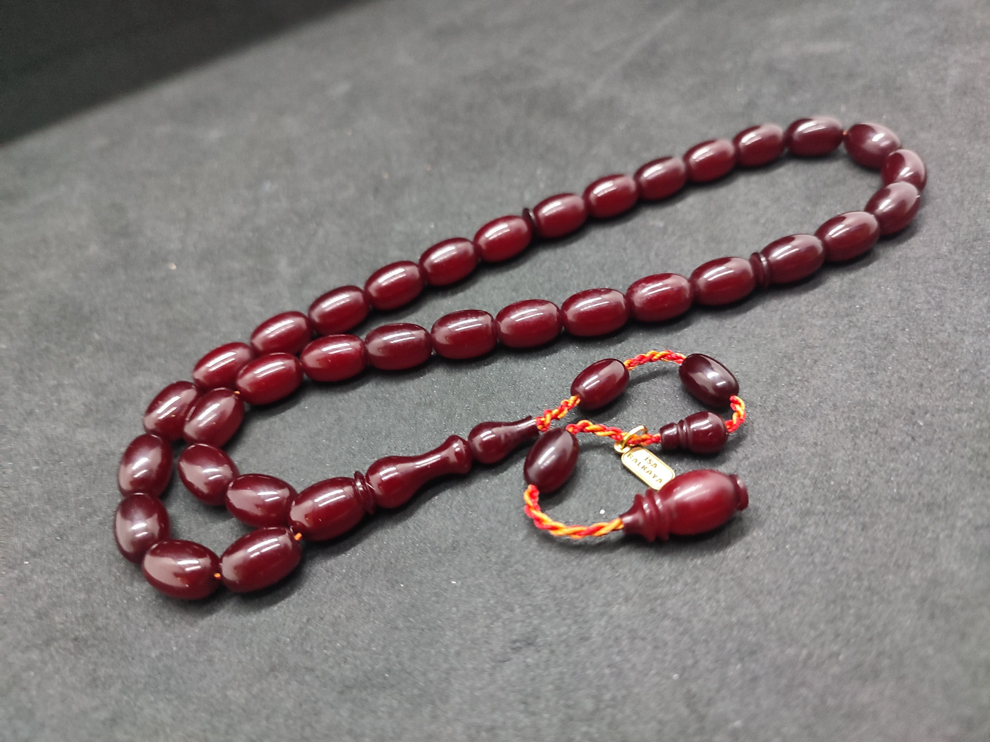 İsa Balkaya Usta Eseri̇ Eski̇ Usul Kat Kat İpe Di̇zi̇li̇ Eski̇ Objeden Sıkma Kehri̇bar Sertifikalı 9662