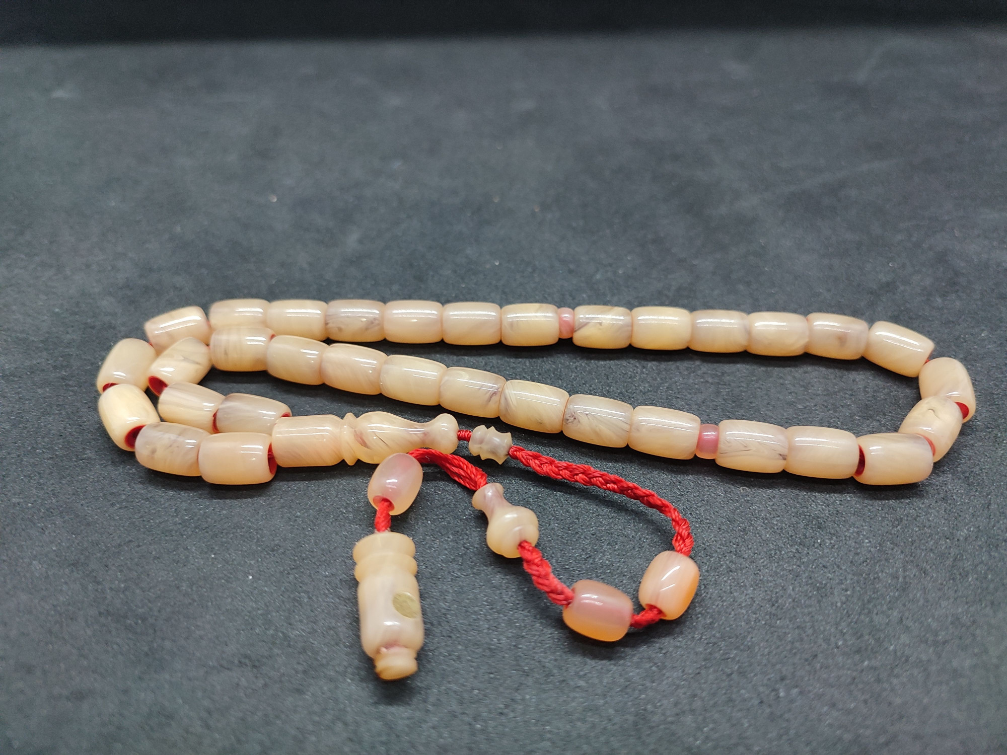 İsa Balkaya Usta Eseri̇ Eski̇ Usul Kat Kat İpe Di̇zi̇li̇ Eski̇ Objeden Sıkma Kehri̇bar Sertifikalı 9663 küçük resim 2