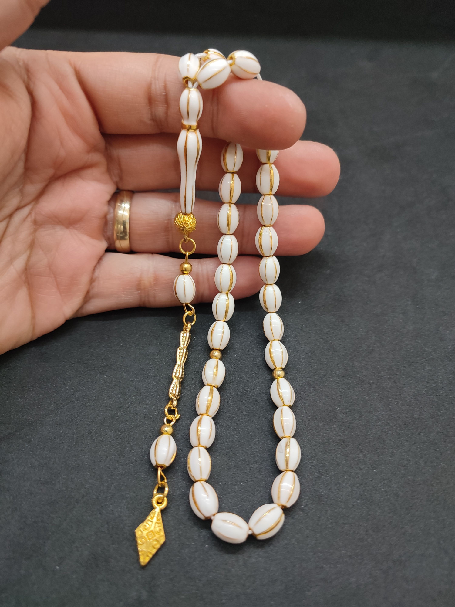 47 Gram Düşük Ayar Gümüş Tesbih 6’lı Yarma Model Sertifikalı 9677 küçük resim 3