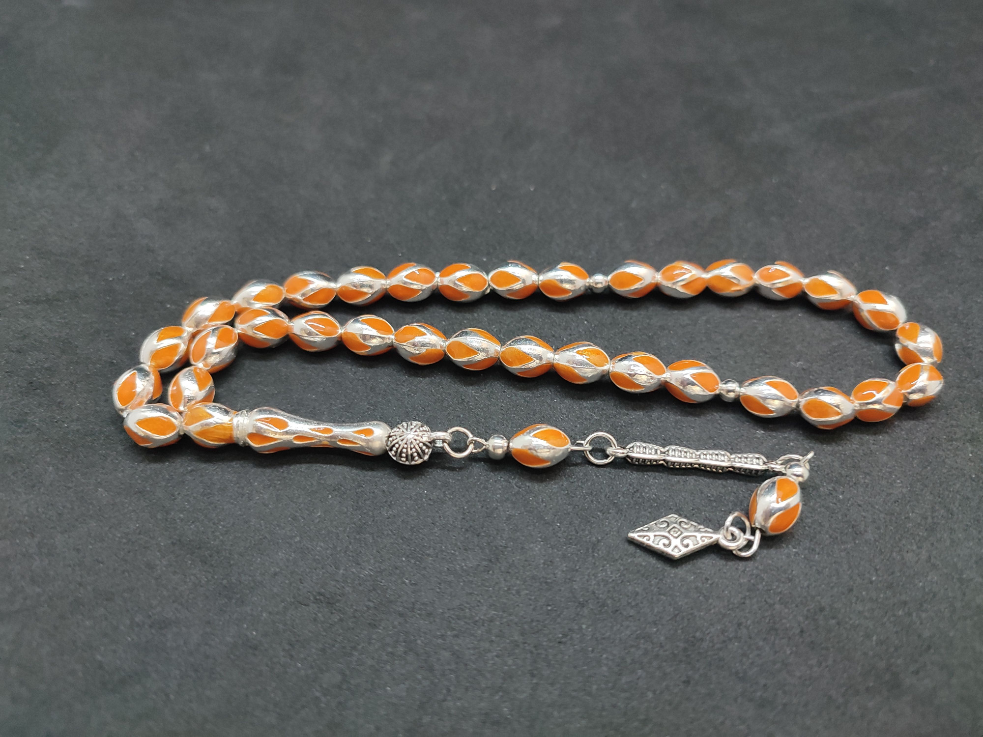 47 Gram Düşük Ayar Gümüş Tesbih 6’lı Yarma Model Sertifikalı 9681