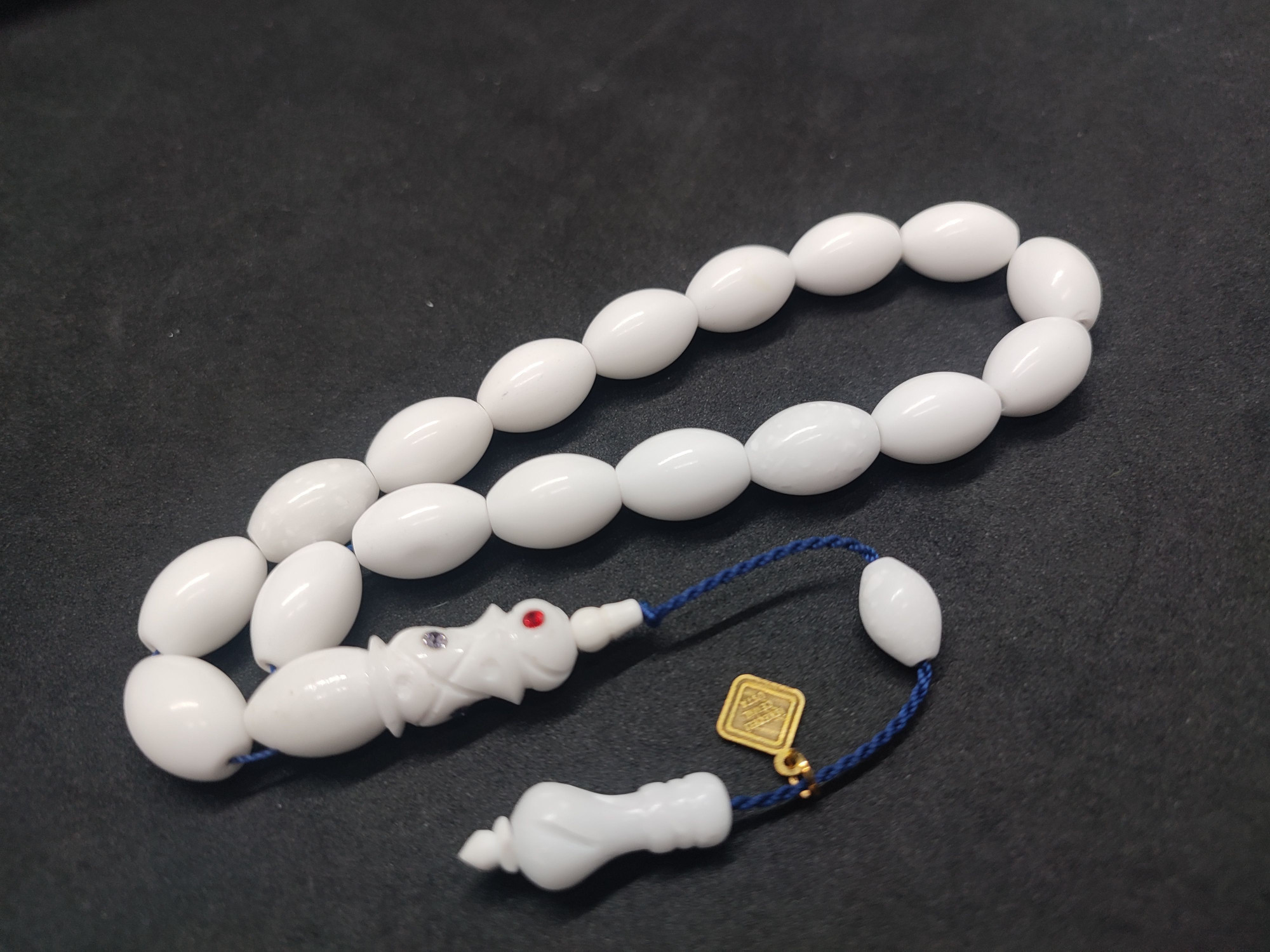 İskeçeli Cemil Usta Eseri Kar Beyazı Maskot Corian Mermer Sertifikalı 10038
